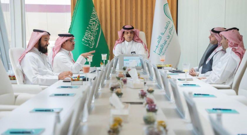 مجلس إدارة سيز يعقد جلسته الثانية للعام 1445 هـ برئاسة رئيس الجامعة